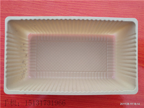鑫鑫生產(chǎn)吸塑托盤不抄捷徑，實(shí)打?qū)? width=
